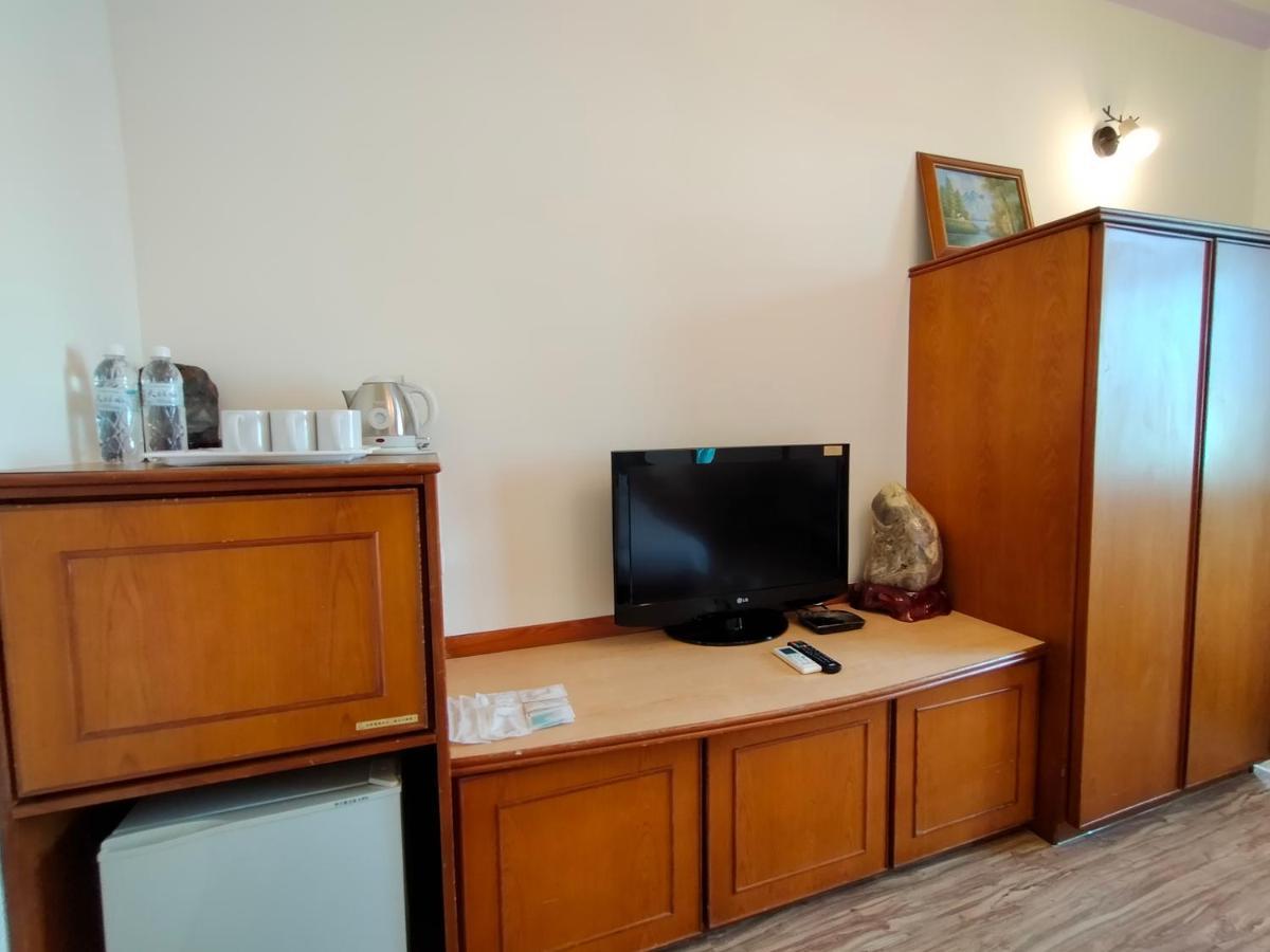 陶陶居商旅 Tautauchu Hotel Hualien stad Exteriör bild
