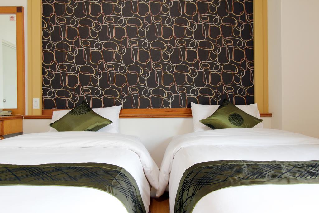 陶陶居商旅 Tautauchu Hotel Hualien stad Exteriör bild