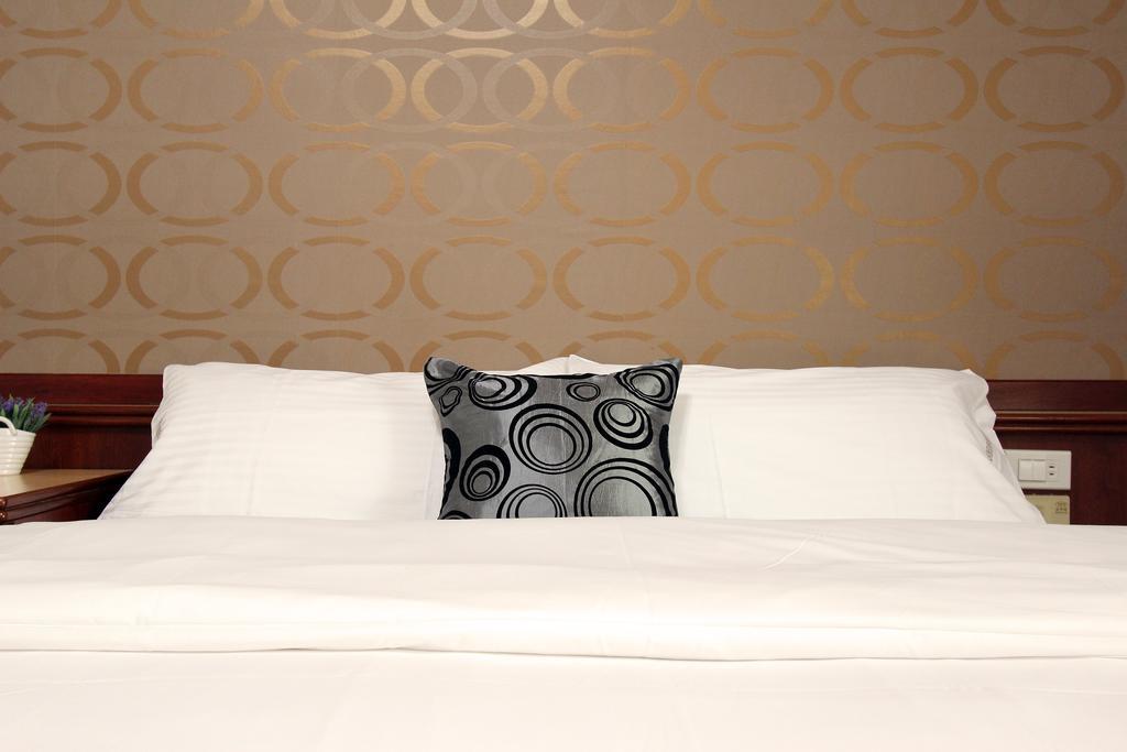 陶陶居商旅 Tautauchu Hotel Hualien stad Exteriör bild