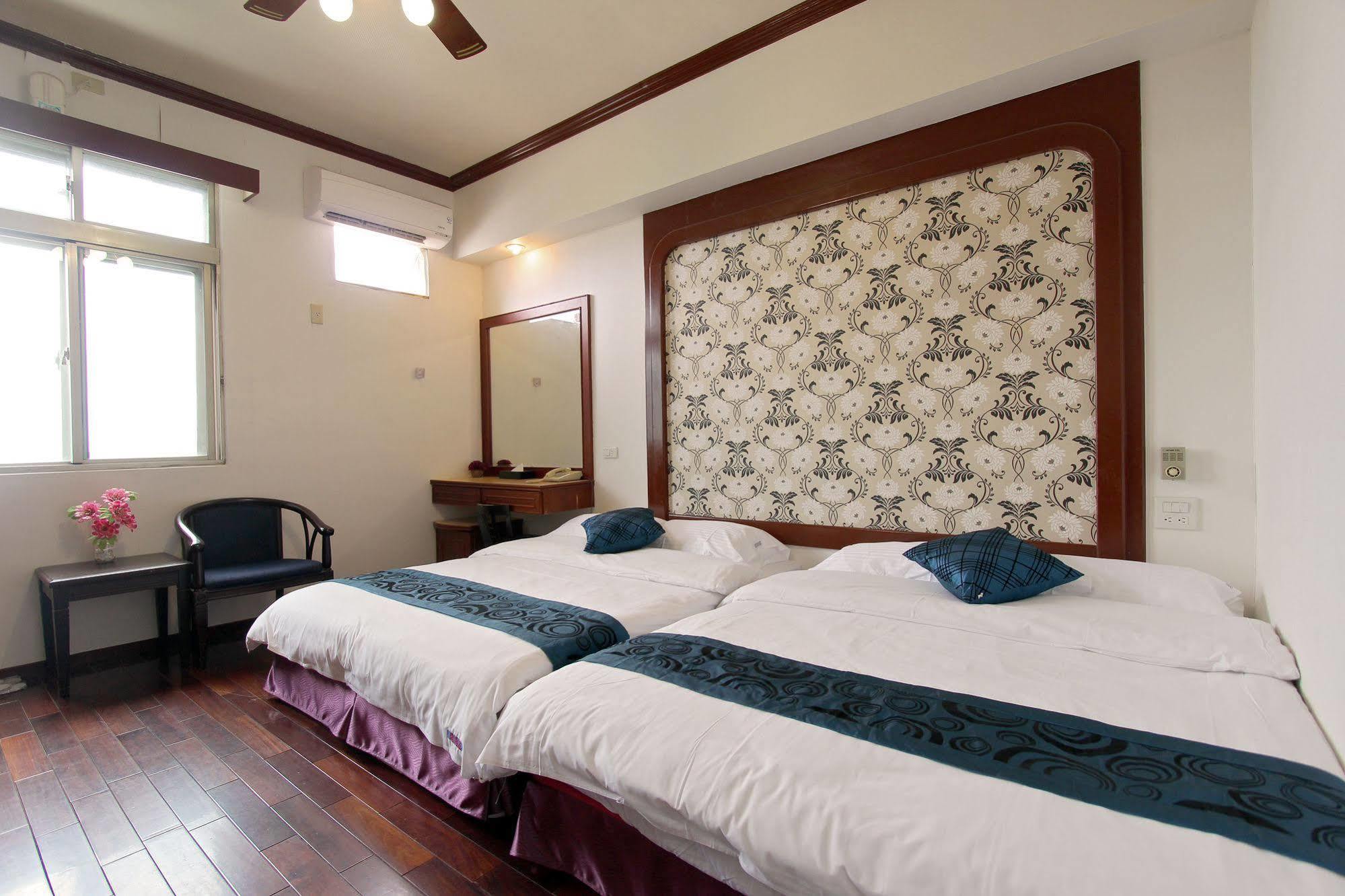 陶陶居商旅 Tautauchu Hotel Hualien stad Exteriör bild