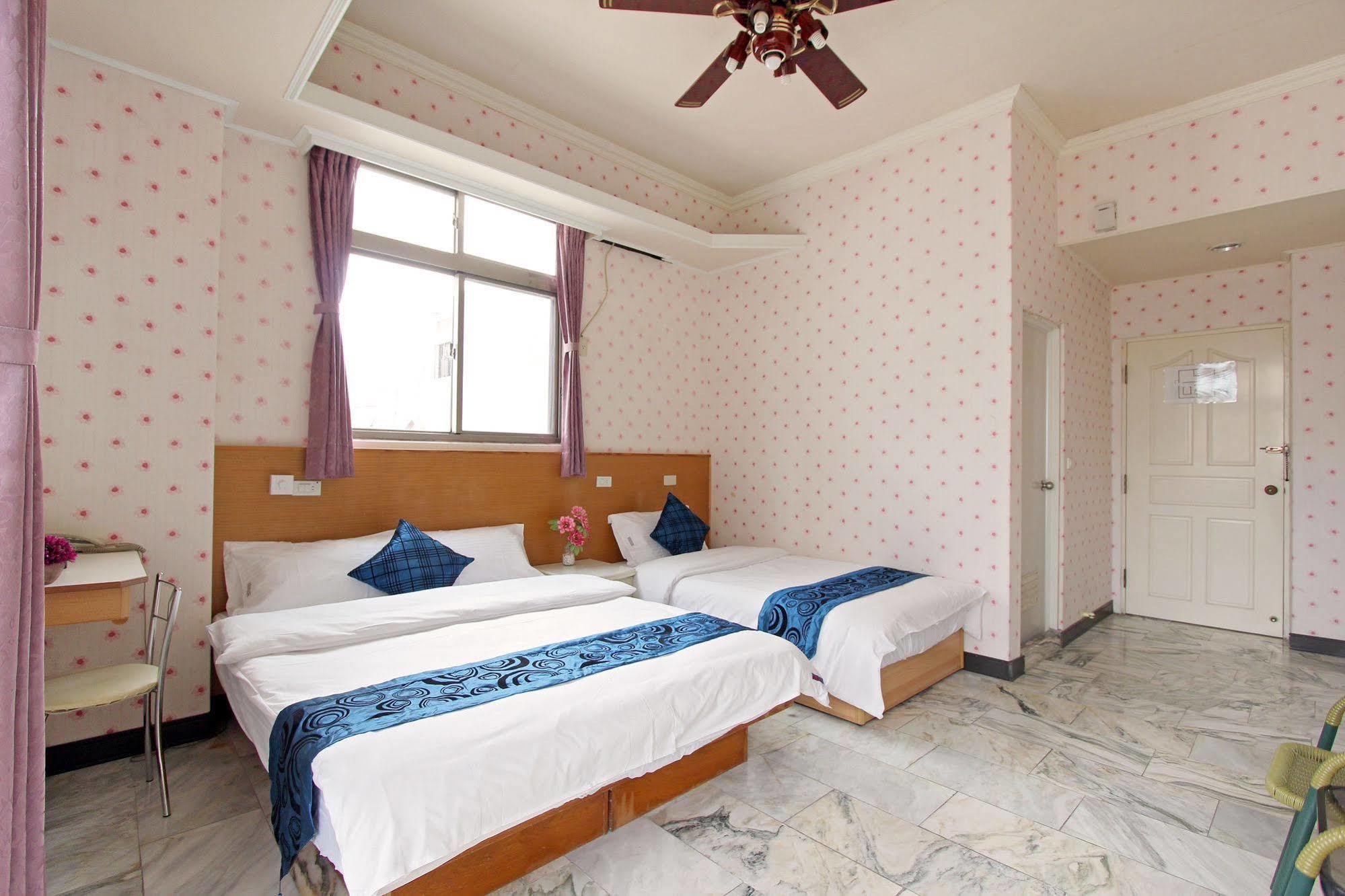陶陶居商旅 Tautauchu Hotel Hualien stad Exteriör bild
