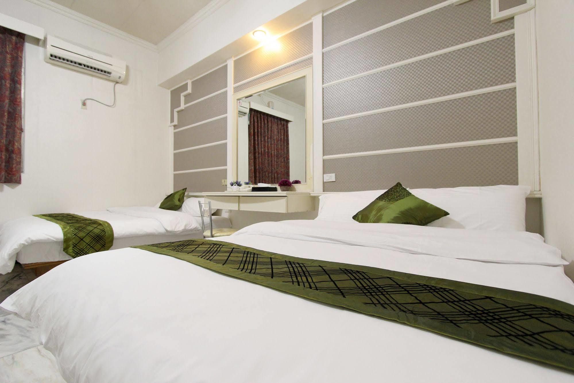 陶陶居商旅 Tautauchu Hotel Hualien stad Exteriör bild
